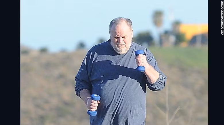 "Tôi rất tôn trọng Hoàng gia (Anh) và tôi không nghĩ họ phân biệt chủng tộc", ông Thomas nói. Ảnh: CNN.