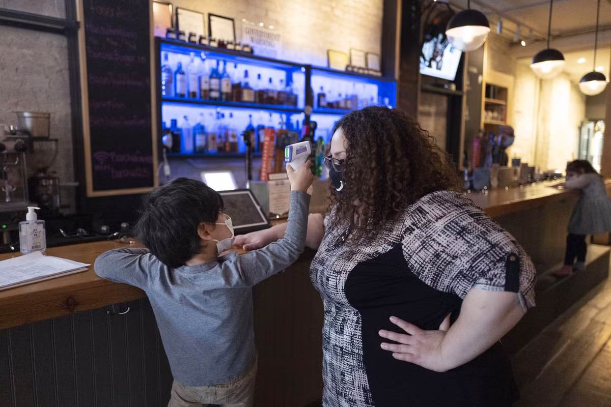 Bat ngo cuoc song o New York sau mot nam dich COVID-19 hoanh hanh-Hinh-5