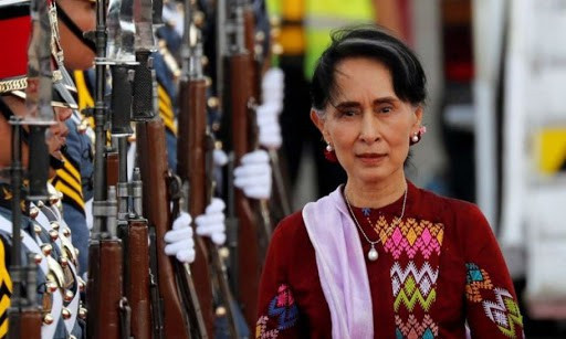 Hồi đầu tháng 3/2020, các quốc gia thành viên ASEAN cũng đã thúc giục quân đội Myanmar trả tự do cho Cố vấn Nhà nước Aung San Suu Kyi, dừng sử dụng vũ khí sát thương nhắm vào người biểu tình, đồng thời tìm giải pháp cho cuộc khủng hoảng hiện nay. Ảnh: EPA.