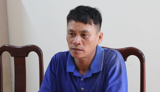 Cha duong bao hanh be 9 tuoi: Hanh vi dac biet nghiem trong