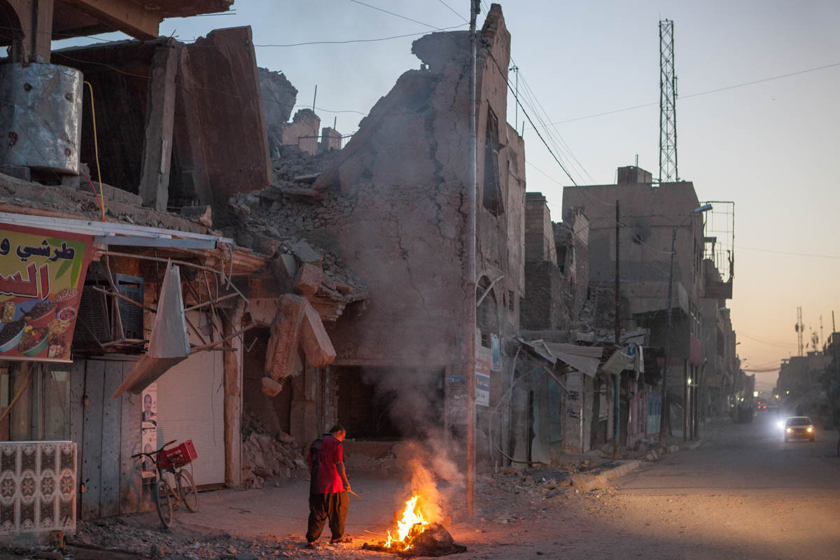 Nhiều người dân Mosul đang đệ đơn ra tòa án Mosul để yêu cầu bồi thường tài chính.