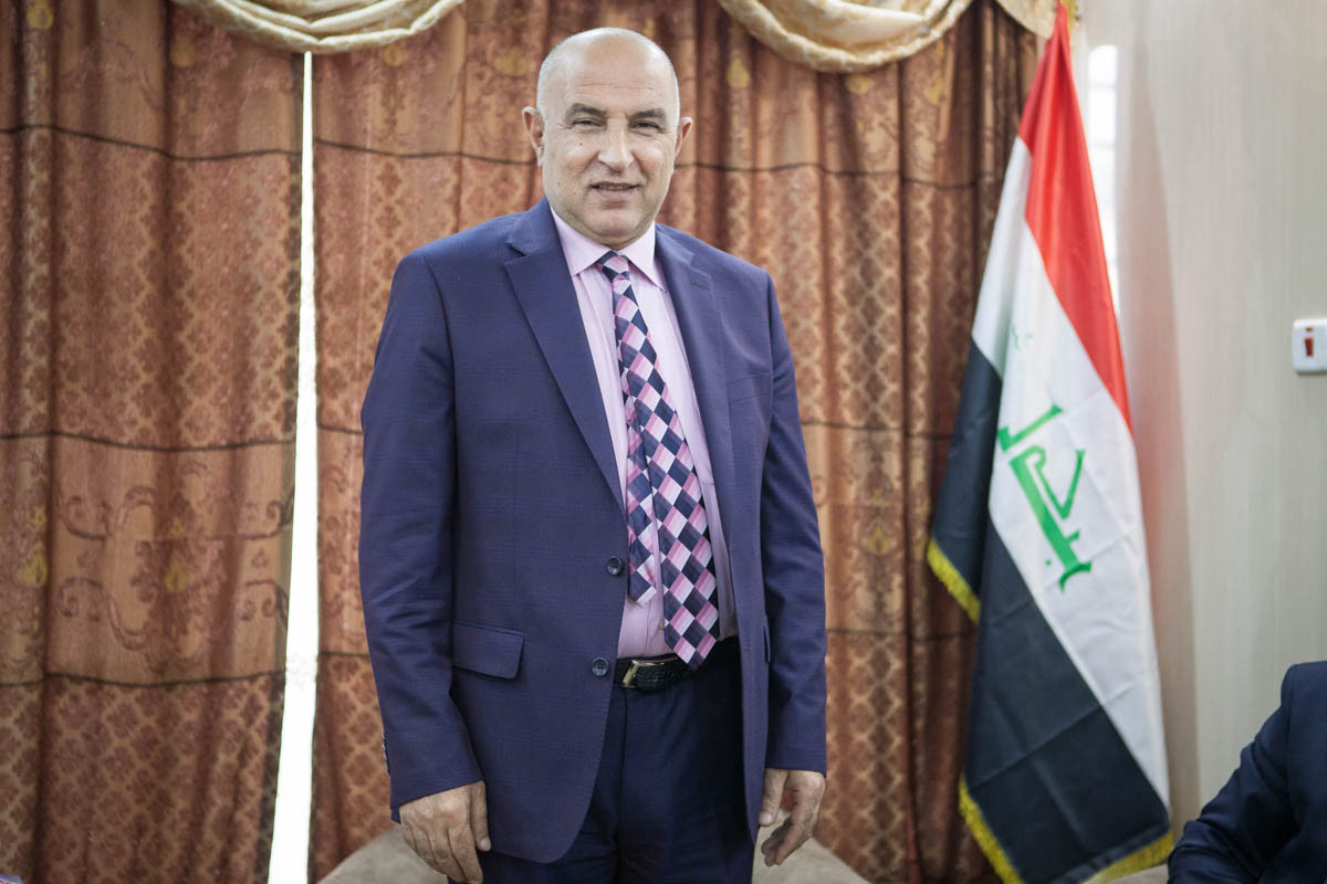 Tuy nhiên, Thống đốc tỉnh Nineveh, Nofal Hammadi, cho biết thành phố Mosul chỉ nhận được 252.000 USD năm 2017. Và năm 2018, họ không được cấp khoản tiền hỗ trợ nào. Được biết, ông Nofal từng có thời gian bị cách chức với cáo buộc tham nhũng.