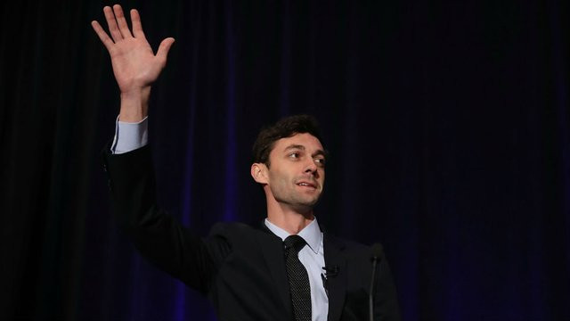 Và ứng viên Jon Ossoff cũng đứng đầu trong danh sách khi đã chi tới gần 30,1 triệu USD. Ảnh: The Hill.