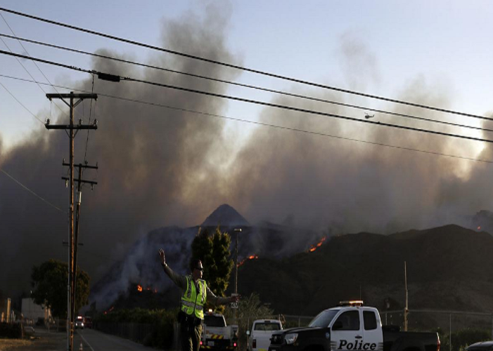 Hai hung canh chay rung o California, 30.000 nguoi so tan-Hinh-9