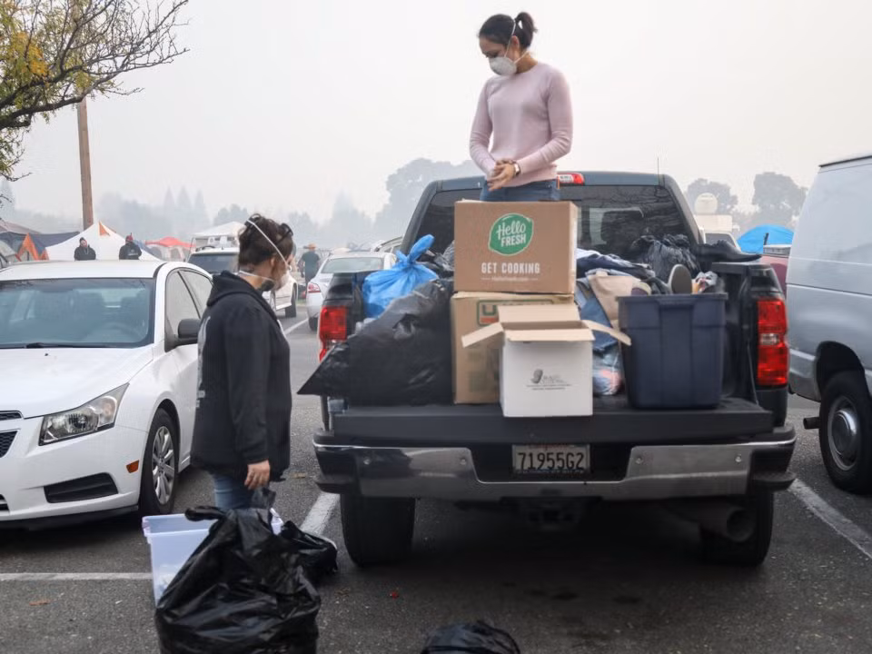 Xuc dong loat anh am tinh nguoi trong tham hoa chay rung California-Hinh-12