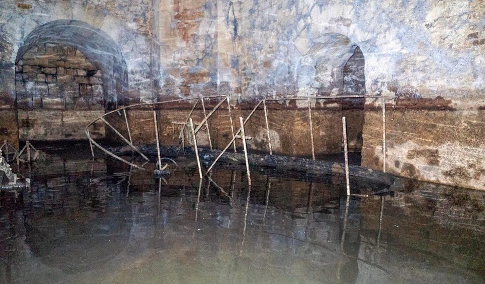 Kinh ngac “me cung” duoi lau dai Anh lo dien sau 250 nam-Hinh-4