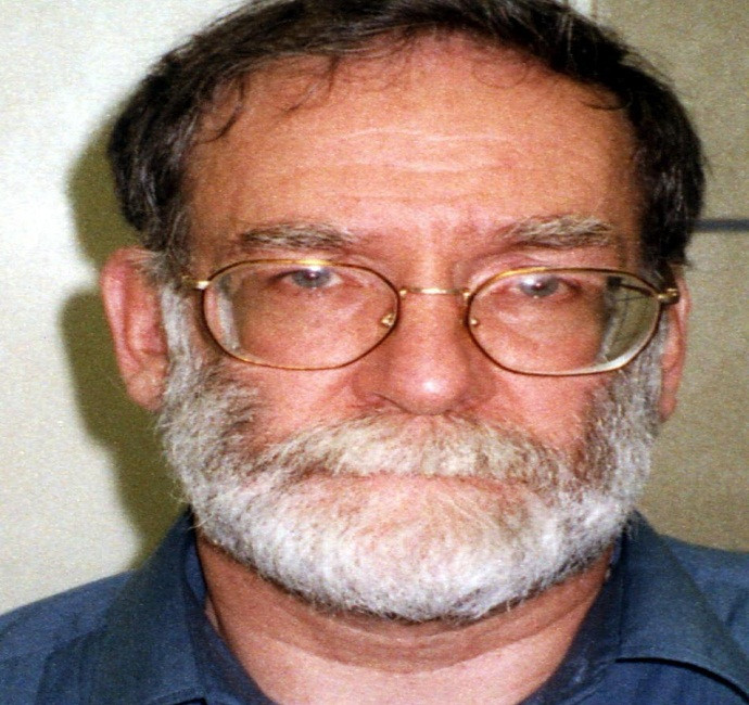 Toi ac kinh hoang ke “doi lot” bac si doat mang hang tram nguoi