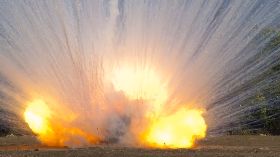 Lien quan My khong kich Syria bang bom phot pho trang?