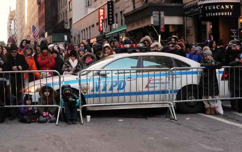 Choang ngop quy mo cuoc dieu hanh mung Le Ta on o New York-Hinh-9