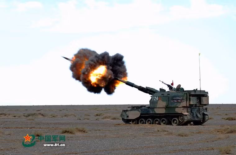 Theo một số chuyên gia nước ngoài, PLZ-05 được thiết kế tháp pháo khá giống với mẫu 2S19 Msta-S nhưng có phần lớn hơn.