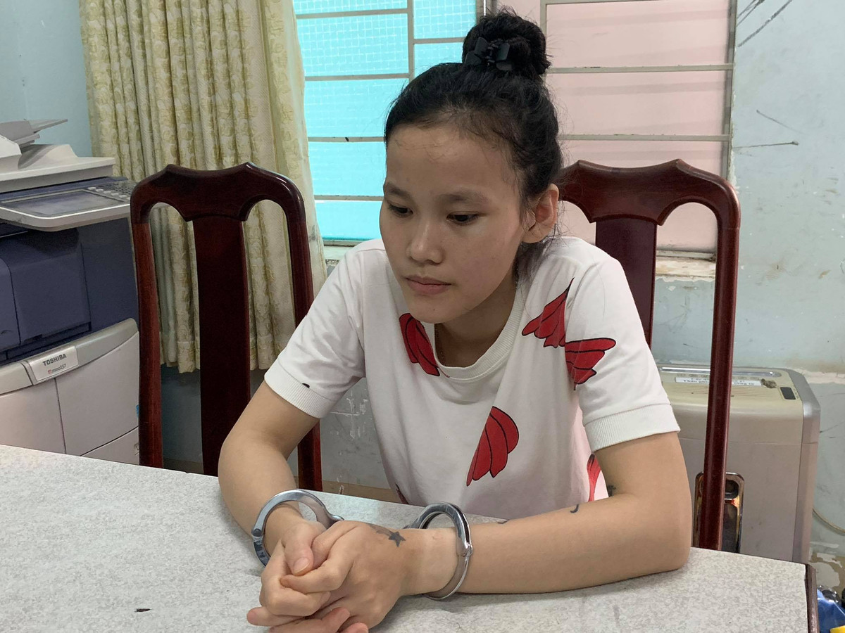 Được hoãn thi hành án, cô gái tiếp tục đi buôn ma túy Duoc hoan thi hanh an, co gai tiep tuc di buon ma tuy