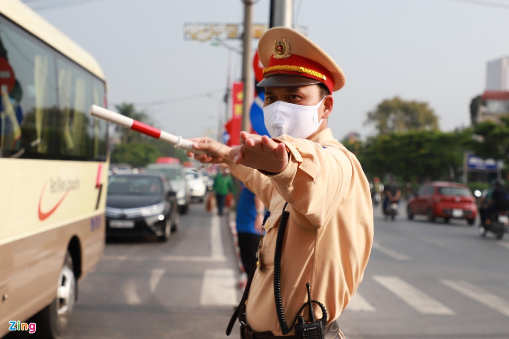 Tai nan tren cau Thanh Tri, duong vanh dai 3 un tac gan 10 km-Hinh-4