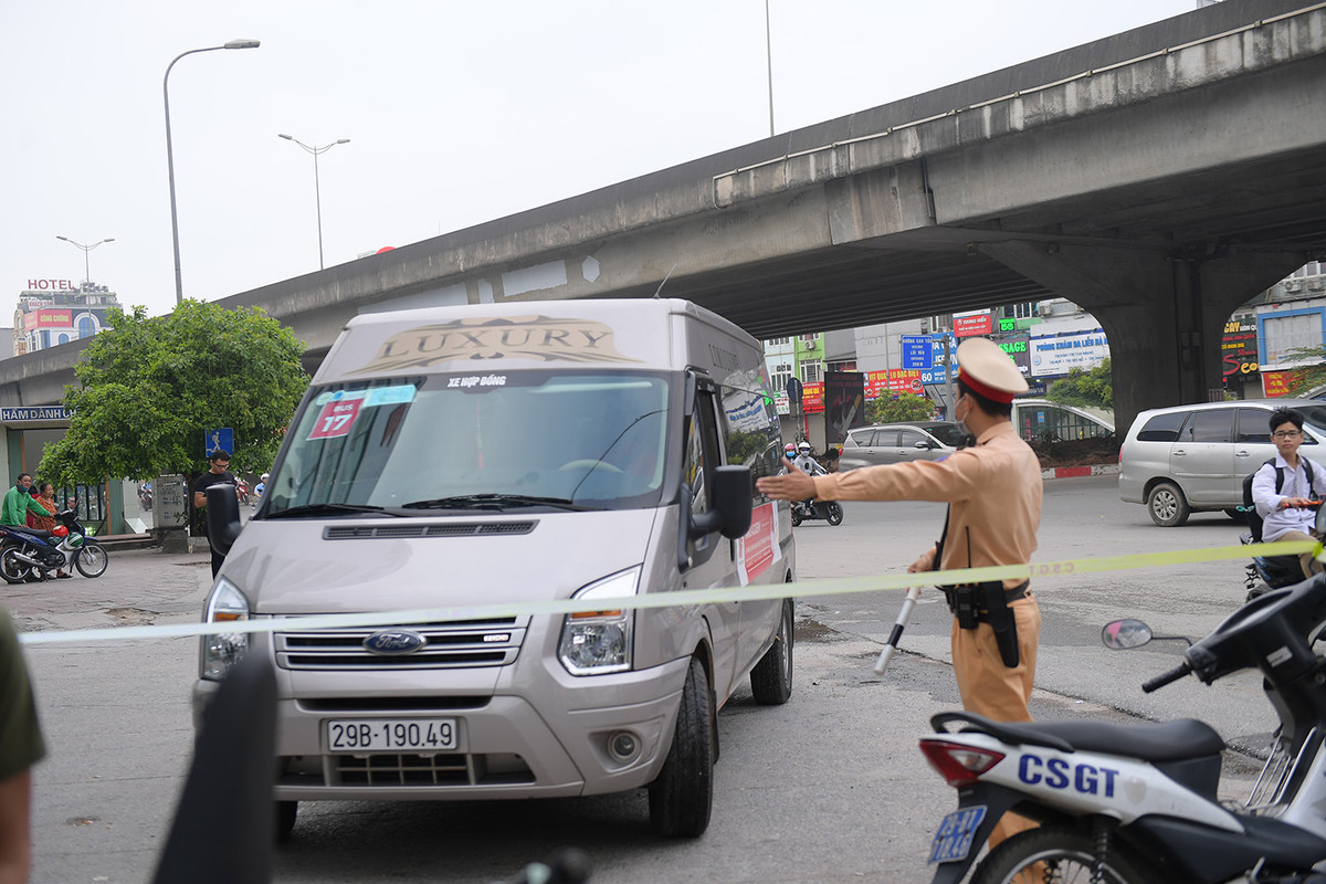 Thông qua hoạt động tuần tra, kiểm soát, xử lý vi phạm, chủ động phát hiện, đấu tranh có hiệu quả với các loại tội phạm hoạt động trên tuyến giao thông đường bộ.