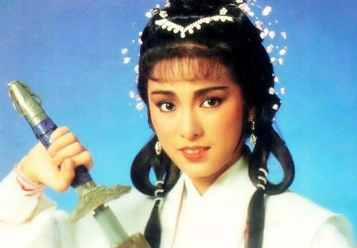 My nhan Thanh Long theo duoi 8 nam, 20 nam sau moi xin loi vi phu bac