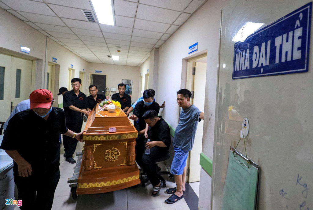 Các thi thể sau đó được bệnh viện làm thủ tục bàn giao lại cho gia đình đưa về quê an táng theo nguyện vọng.