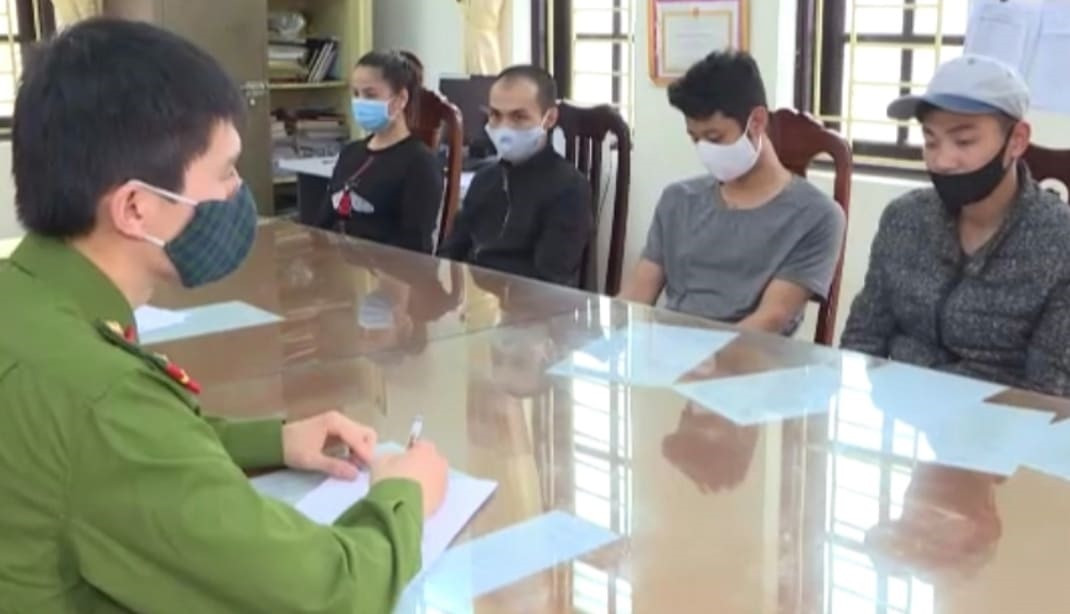 Chiều 12/8/2019, qua phản ánh của quần chúng nhân dân, Phòng Cảnh sát điều tra tội phạm về ma túy Công an tỉnh Thái Bình đã bắt 6 đối tượng đang sử dụng trái phép chất ma túy tại phòng 409, khu nhà liền kề HUD 2, tổ 3, phường Trần Hưng Đạo, thành phố Thái Bình (ảnh minh họa).