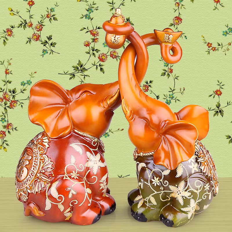 Vì thế đặt một bức tượng voi phong thủy được làm bằng ngọc trắng trong nhà sẽ giúp chủ nhân thúc vượng quyền quý có được địa vị cao, nắm quyền lực trong tay.