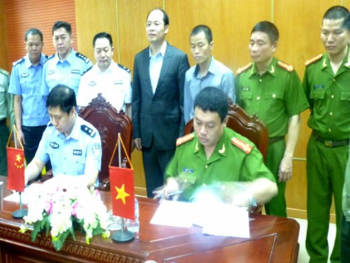 Trum ma tuy Trung Quoc sa luoi tai Viet Nam-Hinh-2