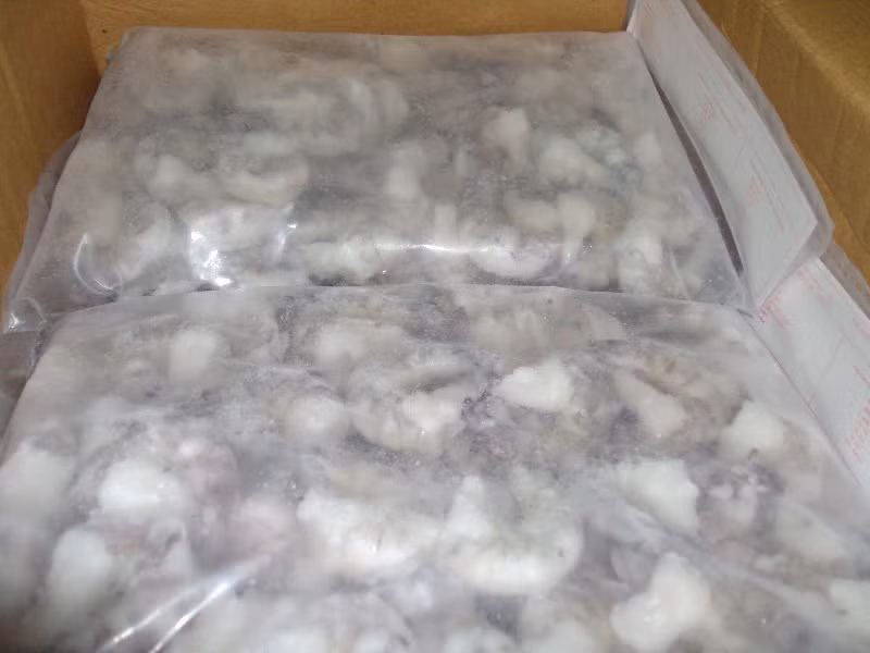 Nếu sử dụng tôm đông lạnh, bạn phải kiểm tra kỹ bao bì để đảm bảo chúng chưa bị mở hoặc xé rách. 