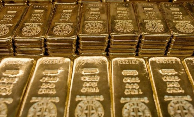 Gia vang hom nay 30/3: Vuot dinh lich su?