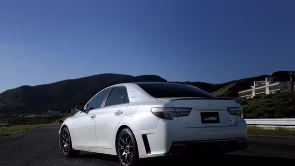 Mark X, Harrier và Prius sửa soạn cho Tokyo Auto Salon 2015 ảnh 4