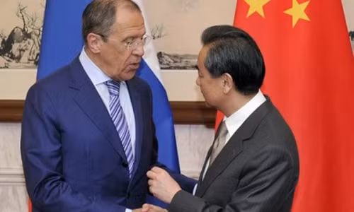 Nga len tieng ve viec TQ leo thang cang thang tren Bien Dong