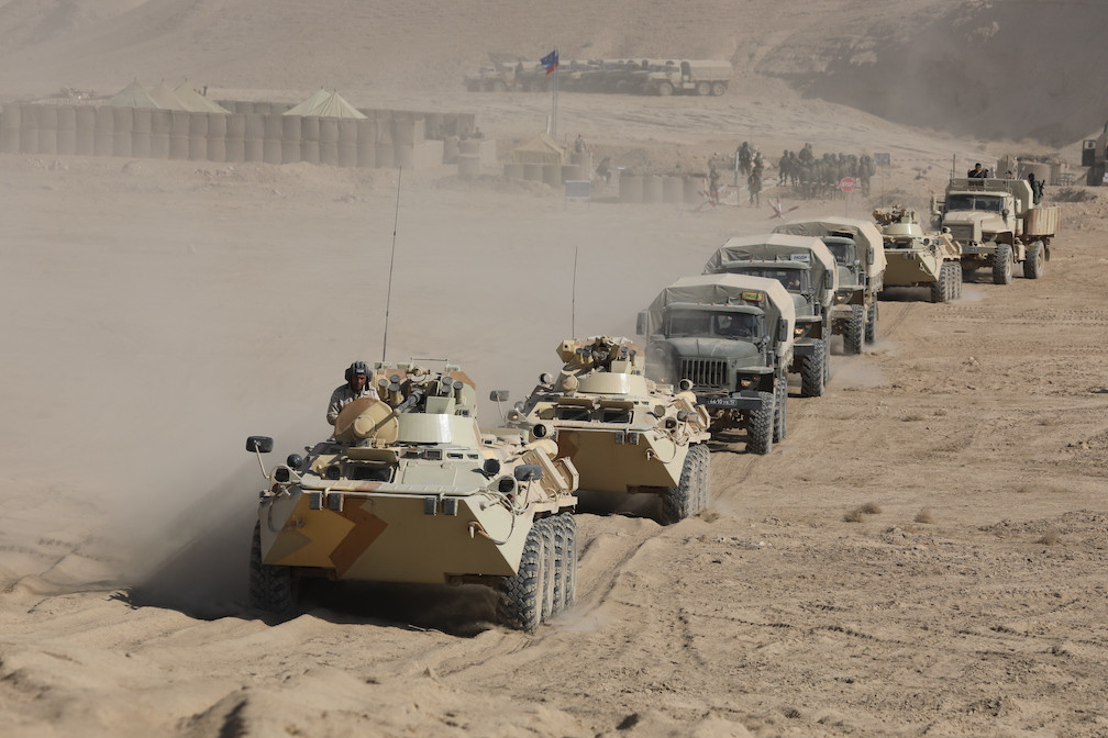 Điểm khác biệt lớn giữa CSTO và NATO là lực lượng gìn giữ hòa bình của tổ chức này chưa bao giờ tham gia vào bất kỳ cuộc xung đột nào bên ngoài lãnh thổ. Lực lượng gìn giữ hòa bình của CSTO từng được cử đến Kazakhstan để bảo đảm an ninh, sau khi những cuộc biểu tình ở quốc gia này trở thành bạo loạn vượt mức kiểm soát của chính phủ vào đầu năm 2022.