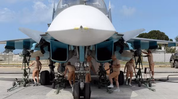 Việc Iran cân nhắc mua tiêm kích Su-34 hay không phụ thuộc phần lớn vào tình trạng của đội bay hiện tại, cũng như vị thế của nền kinh tế nước này trong thập kỷ tới. Tuy nhiên, quốc gia này có nhiều lựa chọn thay thế cho việc mua lại Su-34, với việc dựa vào dòng máy bay bản địa và các máy bay không người lái tàng hình có hiệu năng cao như Shahed 191. 