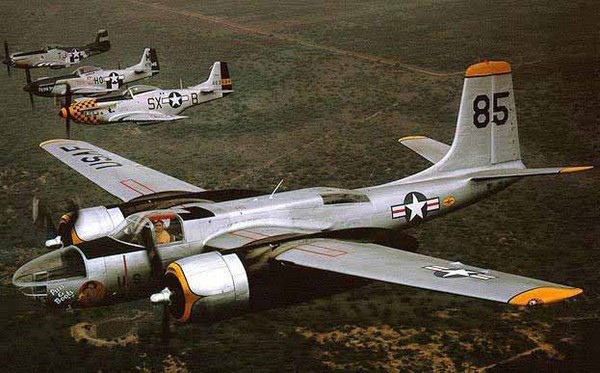 Đây là máy bay ném bom duy nhất của Mỹ đã tham gia vào ba cuộc chiến tranh lớn gồm Chiến tranh thế giới thứ 2, Chiến tranh Triều Tiên và cuộc chiến tranh tại Việt Nam. Đây cũng là chiếc máy bay quân sự thành công nhất của Mỹ, từ tháng 2/1941 đến tháng 3/1945 đã có hơn 5.288 chiếc được sản xuất.