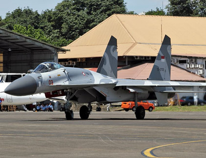 Tuy nhiên với ngân sách quốc phòng hạn chế của đất nước cùng với áp lực của phương Tây và thiếu kế hoạch mua lại dài hạn đã kết thúc triển vọng cho hợp đồng mua Su-27 từ Nga.