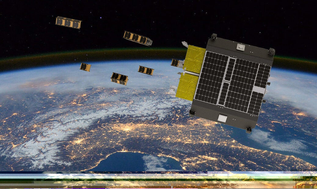 Tỷ phú công nghệ Mỹ Elon Musk, người sở hữu chương trình Starlink và có các doanh nghiệp quan hệ mật thiết với Lầu Năm Góc, thông báo có thêm nhiều vệ tinh đang trên đường để tăng cường kết nối của Ukraine.