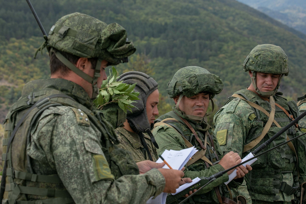 Ngay sau đó truyền thông phương Tây đã đưa tin và đề cập đến một thuật ngữ đặc biệt "Nhóm chiến đấu cấp tiểu đoàn” (BTG), khi giới thiệu Quân đội Nga hiện đang triển khai ở khu vực biên giới Nga-Ukraine.
