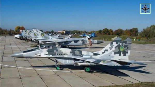 Tuy nhiên, các cuộc không chiến quy mô lớn giữa các lực lượng Nga và Ukraine vẫn khó xảy ra, một phần vì không bên nào có khả năng leo thang và thứ hai là tỷ lệ sẵn sàng chiến đấu thấp của các máy bay trong không quân Ukraine. Nghĩa là nếu xảy ra xung đột, các máy bay Ukraine sẽ bị tiêu diệt ngay trên mặt đất.