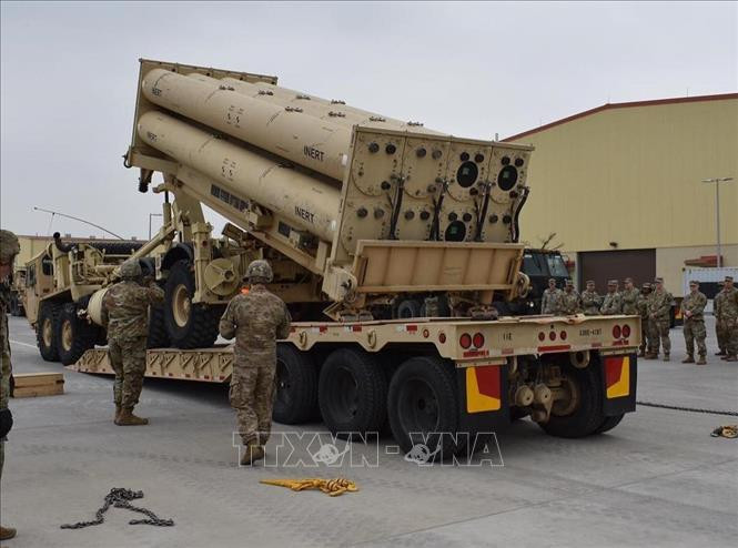 Việc triển khai THAAD cũng sẽ gây ra rủi ro cho Mỹ, vì nếu xung đột xảy ra, Washington sẽ cần phải đưa ra quyết định cứng rắn về việc có sử dụng hệ thống này hay không, hay nhanh chóng sơ tán nó khỏi Ukraine để ngăn hệ thống rơi vào tay Nga.