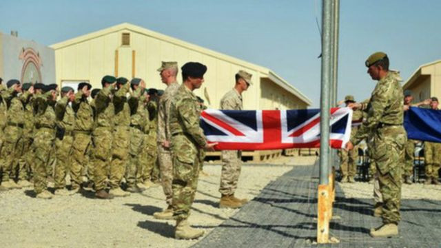 Bộ Quốc phòng Anh trước đó cho biết sẽ không cử binh sĩ tại ngũ tham chiến ở Ukraine, vì làm như vậy đồng nghĩa với việc sẽ xảy ra đối đầu trực tiếp giữa các thành viên NATO và Nga.