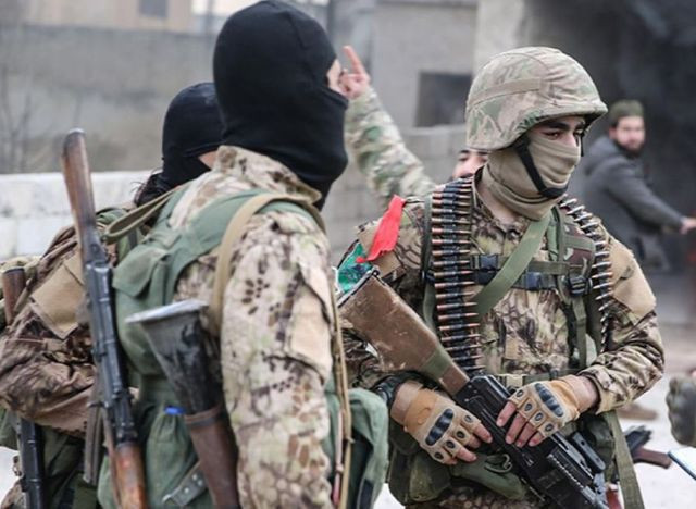 Nói đến những chiến binh Chechnya, điều đầu tiên người ta nghĩ đến là khả năng chiến đấu và sự đáng sợ của lực lượng này, nhiều cư dân mạng trên mạng còn miêu tả đội quân này rằng: “Lính Chechnya đi ngang qua thì cỏ không thể mọc nổi”.