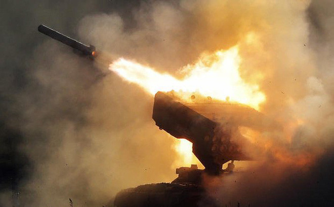 Nguyên nhân khiến Bộ chỉ huy các chiến dịch đặc biệt Ukraine ra "lệnh tiêu diệt" đối với pháo binh Nga, chủ yếu là do lo ngại quân đội Nga sẽ sử dụng pháo hạng nặng để tấn công thành phố. Với việc Nga hạn chế triển khai máy bay chiến đấu, pháo hạng nặng và trực thăng vũ trang của quân đội Nga đã trở thành những vũ khí đáng sợ nhất gây ám ảnh cho quân đội Ukraine hiện nay.