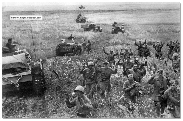 Velikie Luki giữ được hơn 1 tháng. Từ ngày 20 đến 21/08/1941, Quân đoàn Bộ binh 29 tiến hành phản công nhưng thất bại. Lực lượng chính bị quân Đức bao vây và chịu thiệt hại nặng.