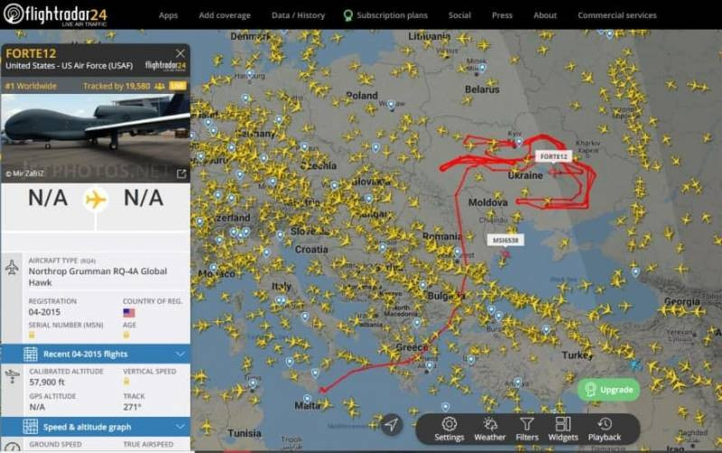 Máy bay không người lái đã bay theo các vòng tròn dọc theo biên giới Nga-Ukraine và Ukraine-Belarus, máy bay ở độ cao khoảng 16-17 km. Và đã có tới 20.000 người dùng từ khắp nơi trên thế giới, đã theo dõi các chuyến bay của máy bay không người lái Mỹ trực tuyến tại trang web Flightradar24.com.