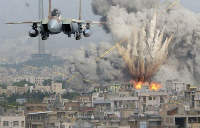 Israel đã thực hiện hàng trăm cuộc không kích ở Syria trong thập kỷ qua, nhưng hiếm khi công khai bình luận về chúng. Tuy nhiên, Israel cho biết họ đã nhắm mục tiêu vào các căn cứ của lực lượng do Iran hậu thuẫn và các lô hàng vũ khí được giao cho lực lượng ủy nhiệm của Iran, lực lượng dân quân người Shiite của Li-băng Hezbollah. 