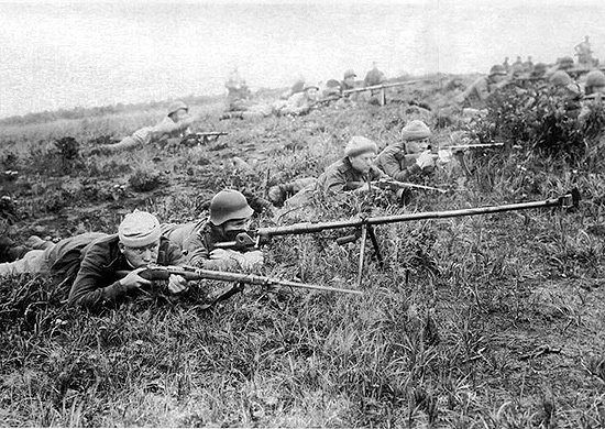 Trận chiến giành đảo Shumshu, một phần của quần đảo Kuril, là cuộc đụng độ duy nhất trong chiến tranh Xô-Nhật khi tổn thất của Liên Xô lớn hơn đối phương với 416 người so với 369 phía Nhật.