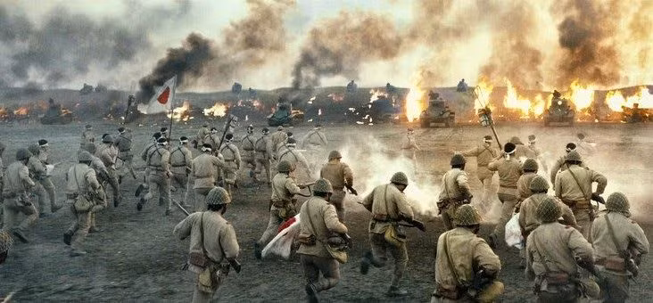 Giống như người Mỹ, quân đội Liên Xô cũng trải qua các cuộc tấn công liều chết cuồng tín của quân Nhật. Tướng Afanasy Beloborodov, chỉ huy Quân đoàn Cờ đỏ số 1 nhớ lại, lính Nhật mặc quân phục màu xanh lá cây nấp ở những con mương và hố ngụy trang ven đường, với mìn và lựu đạn gắn trên người, lính Nhật lao về phía xe tăng Liên Xô để tấn công tự sát.