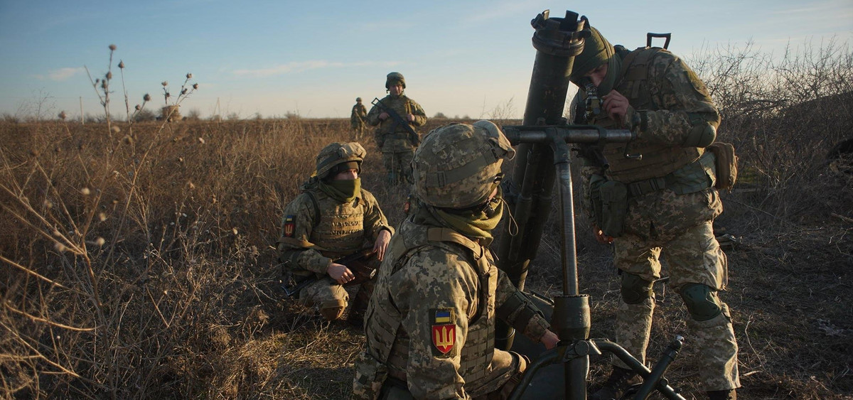 Sau khi bị Tiểu đoàn Azov tấn công và làm bị thương cấp dưới của mình, chỉ huy cấp cao của đơn vị quân đội chính phủ Ukraine phòng thủ tại Mariupol hiển nhiên không thể nuốt trôi “cục tức” này.