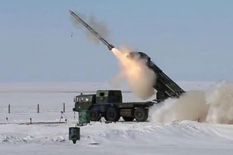 Pháo tên lửa của Nga được đánh giá cao về khả năng có thể triển khai nhiều loại đạn, bao gồm phân mảnh, chùm, HEAT và đáng chú ý nhất là đạn nhiệt áp được đánh giá cao vì hiệu quả của nó trong việc vô hiệu hóa các vị trí phòng thủ kiên cố.