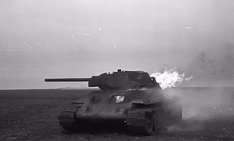 Sau cuộc phản công mùa đông khiến quân Đức rút khỏi Moscow và cũng làm cạn kiệt nguồn dự trữ của Hồng quân, cuộc tấn công Kharkov là một nỗ lực mới của Liên Xô nhằm mở rộng vành đai chiến lược của họ, tuy nhiên Hồng quân đã phải rút lui do thương vong quá lớn.