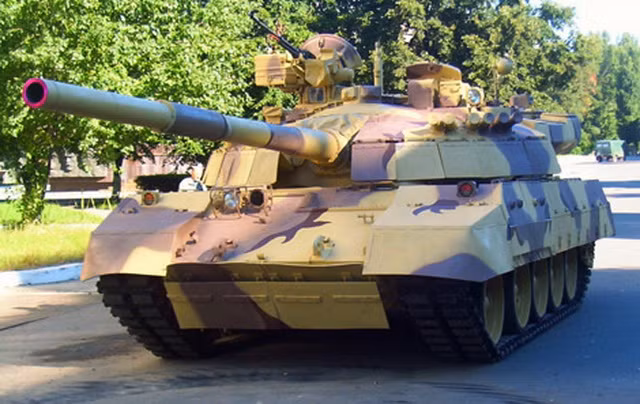 Tuy T-64 là dòng xe tăng tiên tiến nhất lúc bấy giờ, nhưng nó quá đắt để sản xuất và bảo trì. Chiếc đầu tiên vận hành vào năm 1970, việc sản xuất kết thúc vào năm 1987 cho tất cả các phiên bản. Tổng sản lượng đã đạt gần 13.000 xe. Hiện tại, rất ít quốc gia hoặc khu vực sử dụng T-64, nhưng hiện nay những chiếc xe này đang được đại tu và hiện đại hóa ở Ukraine.