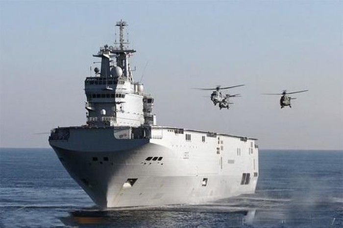 Đáng chú ý nhất trong số các cải tiến là việc triển khai trực thăng tấn công Ka-52 Alligator từ boong của các tàu chiến, được nhiều người nhận xét là loại máy bay có năng lực nhất trên thế giới.