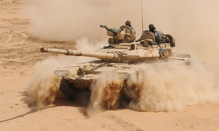 Vận hành thiết giáp ở độ cao lớn là một lĩnh vực chiến tranh tuy nhỏ nhưng là một điều kiện chiến tranh thực tế. Hiện có hai “điểm nóng” có thể xảy ra giao tranh trên quy mô lớn. Cả hai đều ở Ấn Độ - khu vực Kashmir nơi các lợi ích của Ấn Độ và Pakistan xung đột và khu vực Ladakh, nơi Ấn Độ có mâu thuẫn với Trung Quốc.