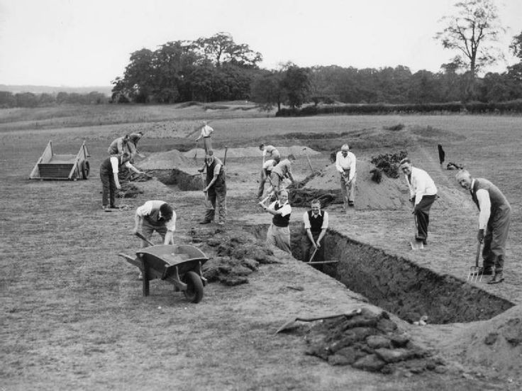 Như vậy, các cuộc phục kích diệt tăng sẽ khó thực hiện hơn nhiều, nhưng chúng ta có thể chiến đấu với xe tăng vào mùa đông ở khoảng cách xa với ATGM hoặc phòng thủ bị động bằng cách đặt nhiều bẫy khác nhau (ví dụ điển hình là tạo một cái hố và che nó bằng một số cành cây và nhiều tuyết).