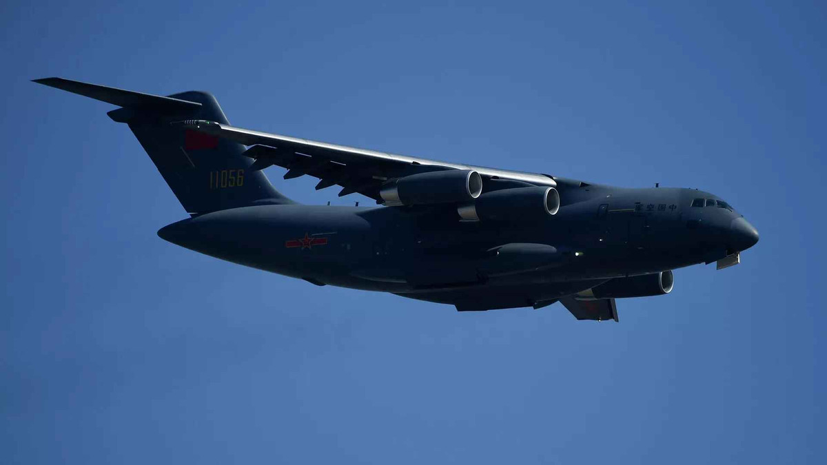 Nghi vấn Trung Quốc gửi hàng loạt tên lửa tới Serbia Nghi van Trung Quoc gui hang loat ten lua toi Serbia